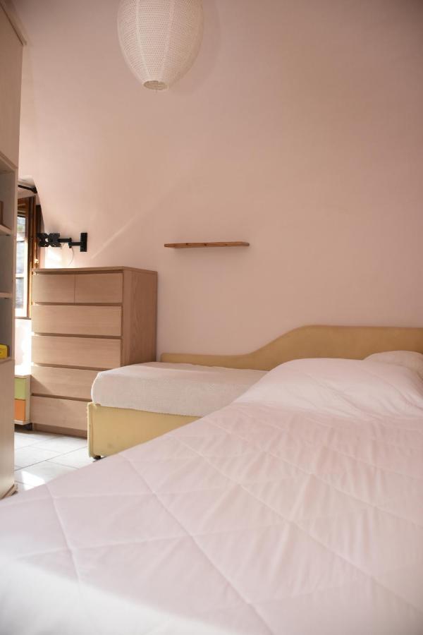 Casa Vacanze E Brevi Periodi Alla Porta Etrusca La Panchina Al Sole Volterra Eksteriør bilde